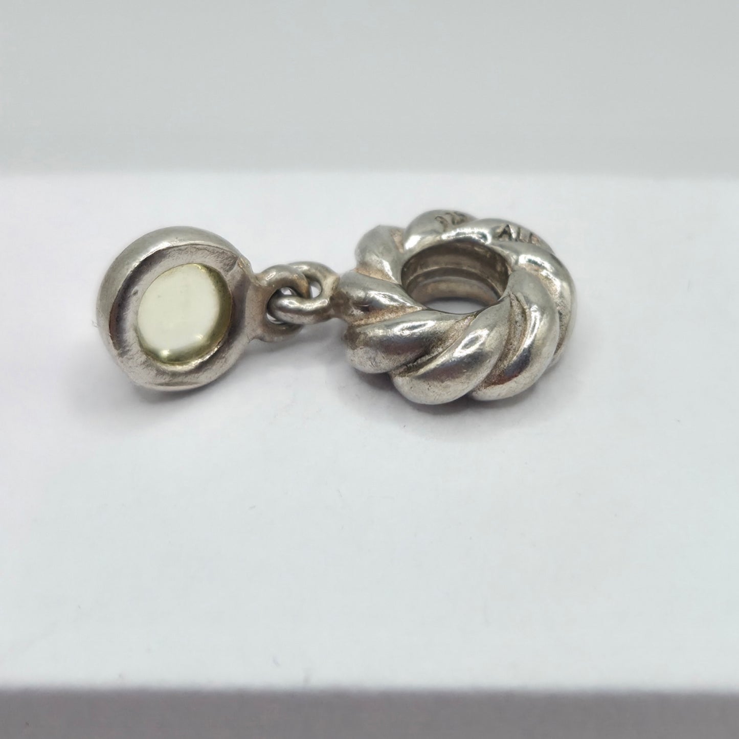 Original Pandora Limettenfarbener Tropfen 790435LQ