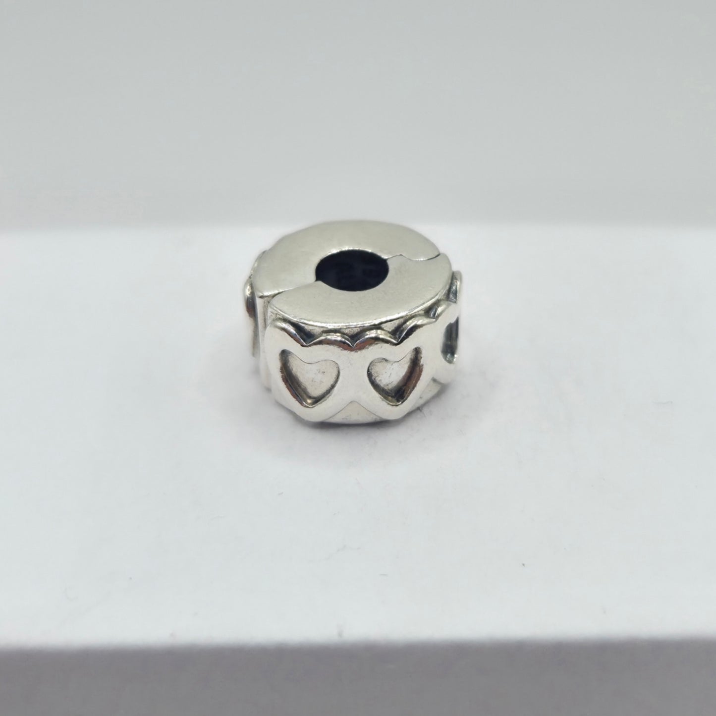 Original Pandora Clip gereihte Herzen 791978