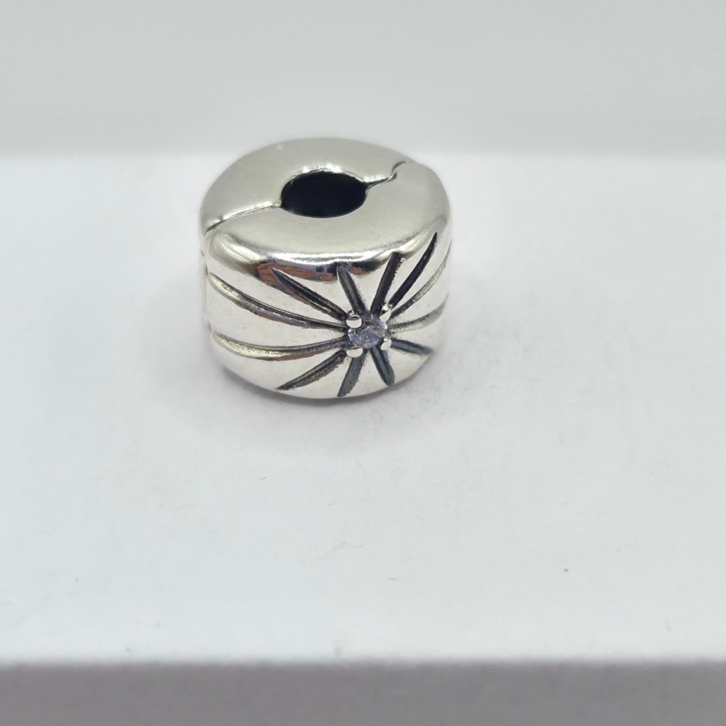 Original Pandora Clip funkelnde Sonnenstrahlen 798614C01