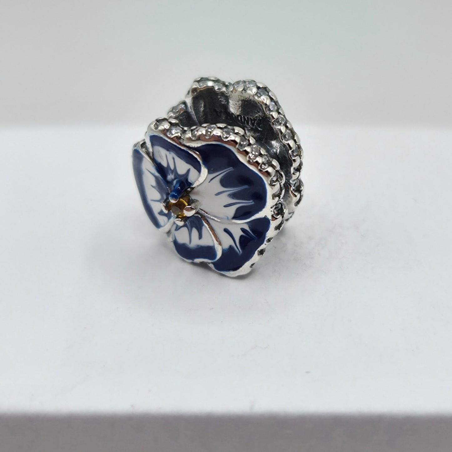 Original Pandora blaues Stiefmütterchen 790777C02