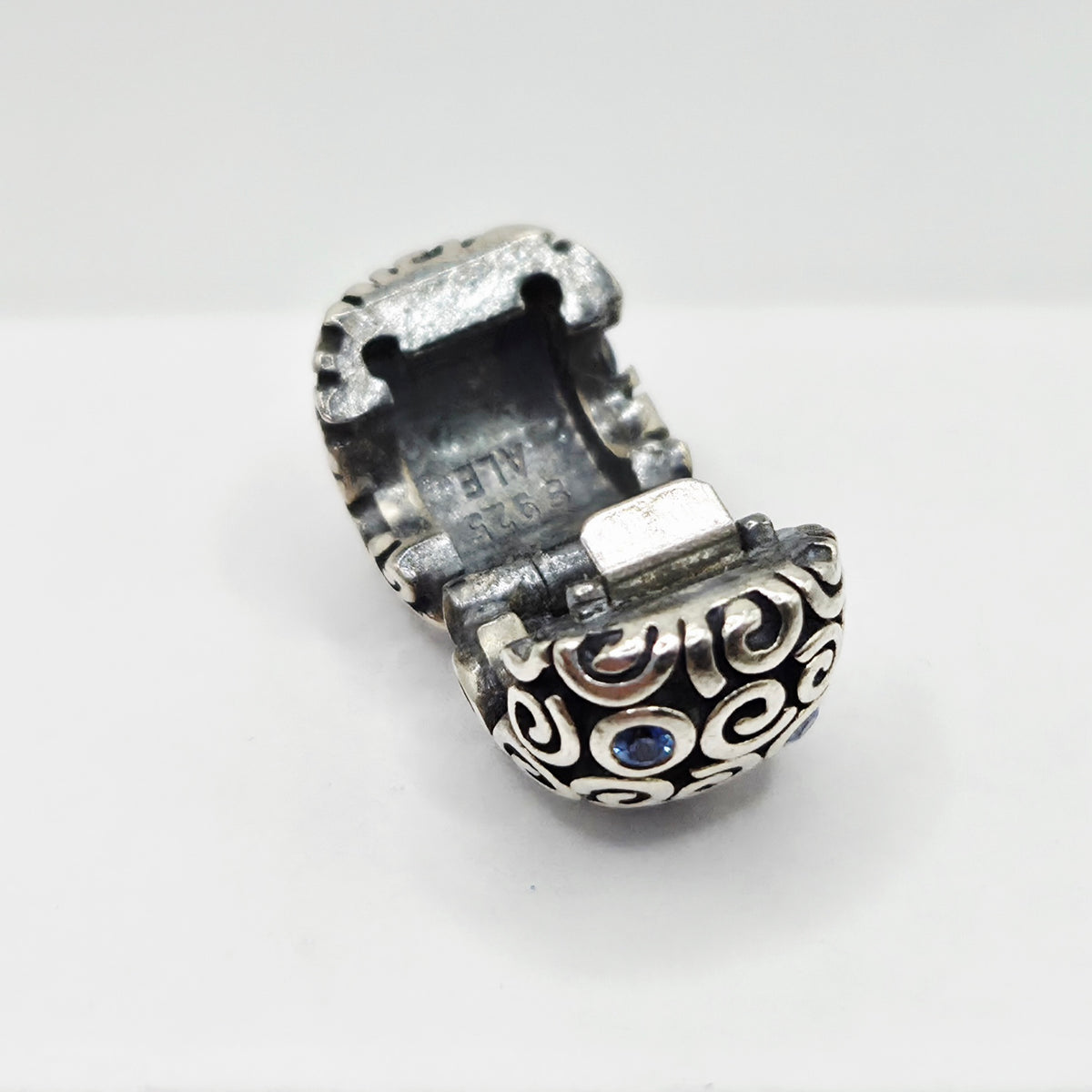 Original Pandora Clip Wirbel mit blauen Steinen 790962CZB