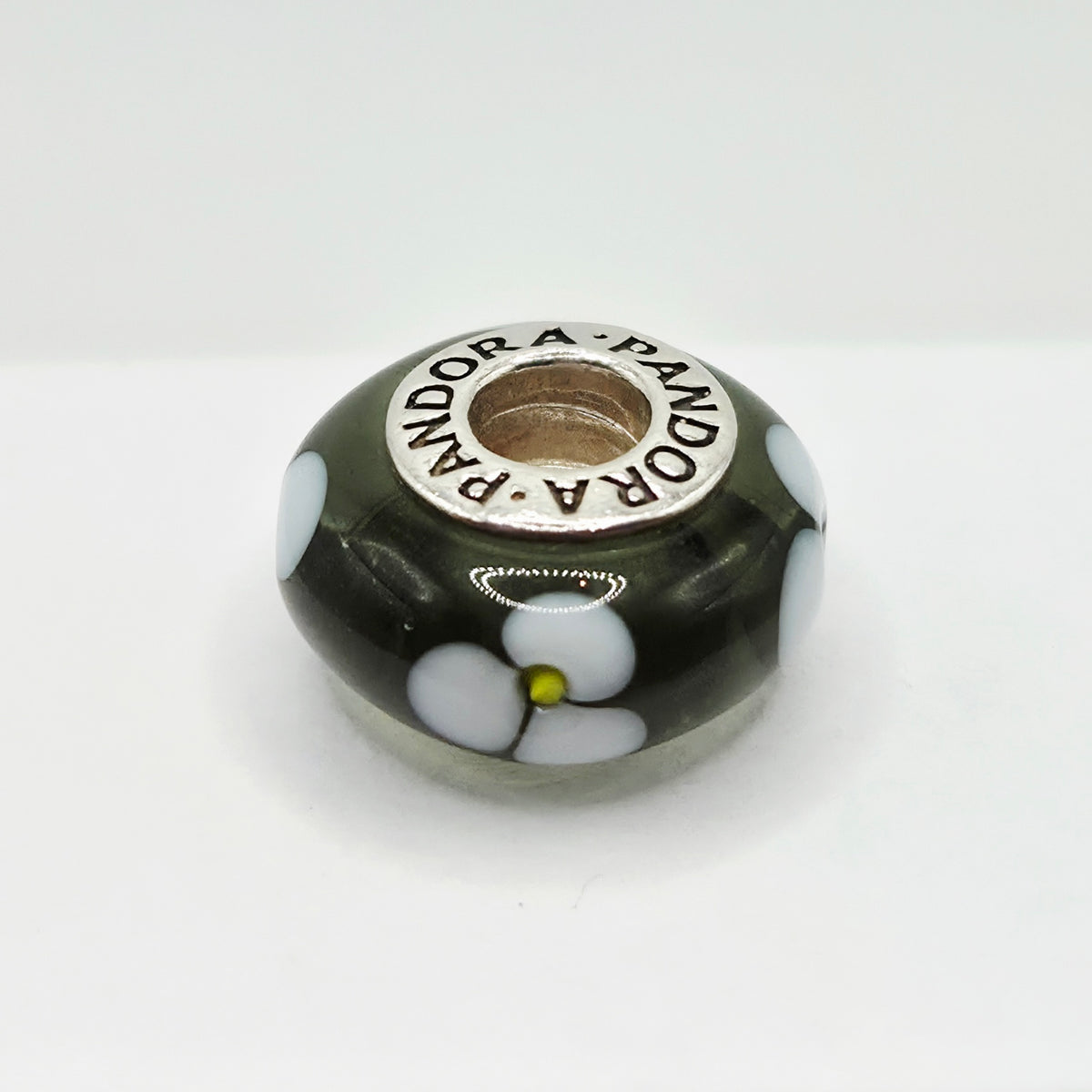 Original Pandora Murano Glas weisse Blume 790604
