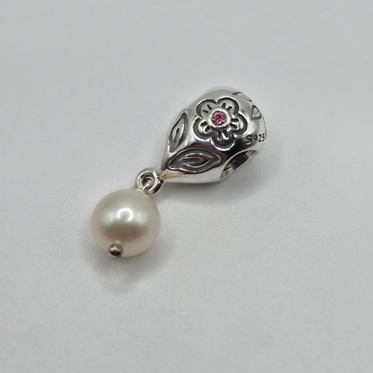 Original Pandora Blume mit Perlenanhänger 790546P