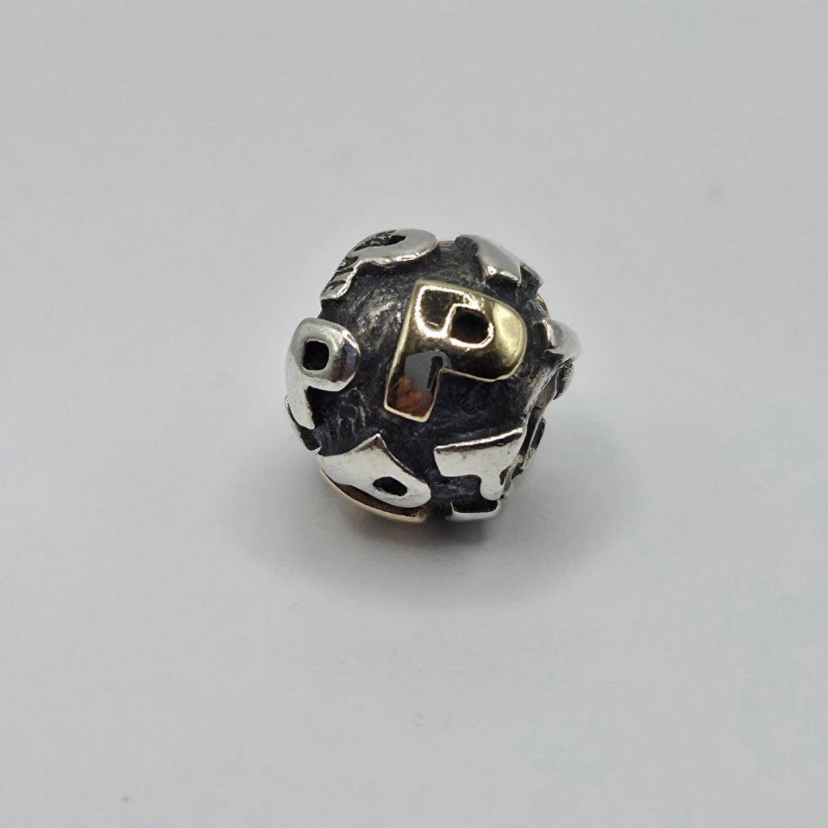 Original Pandora goldener Buchstabe P 790298P