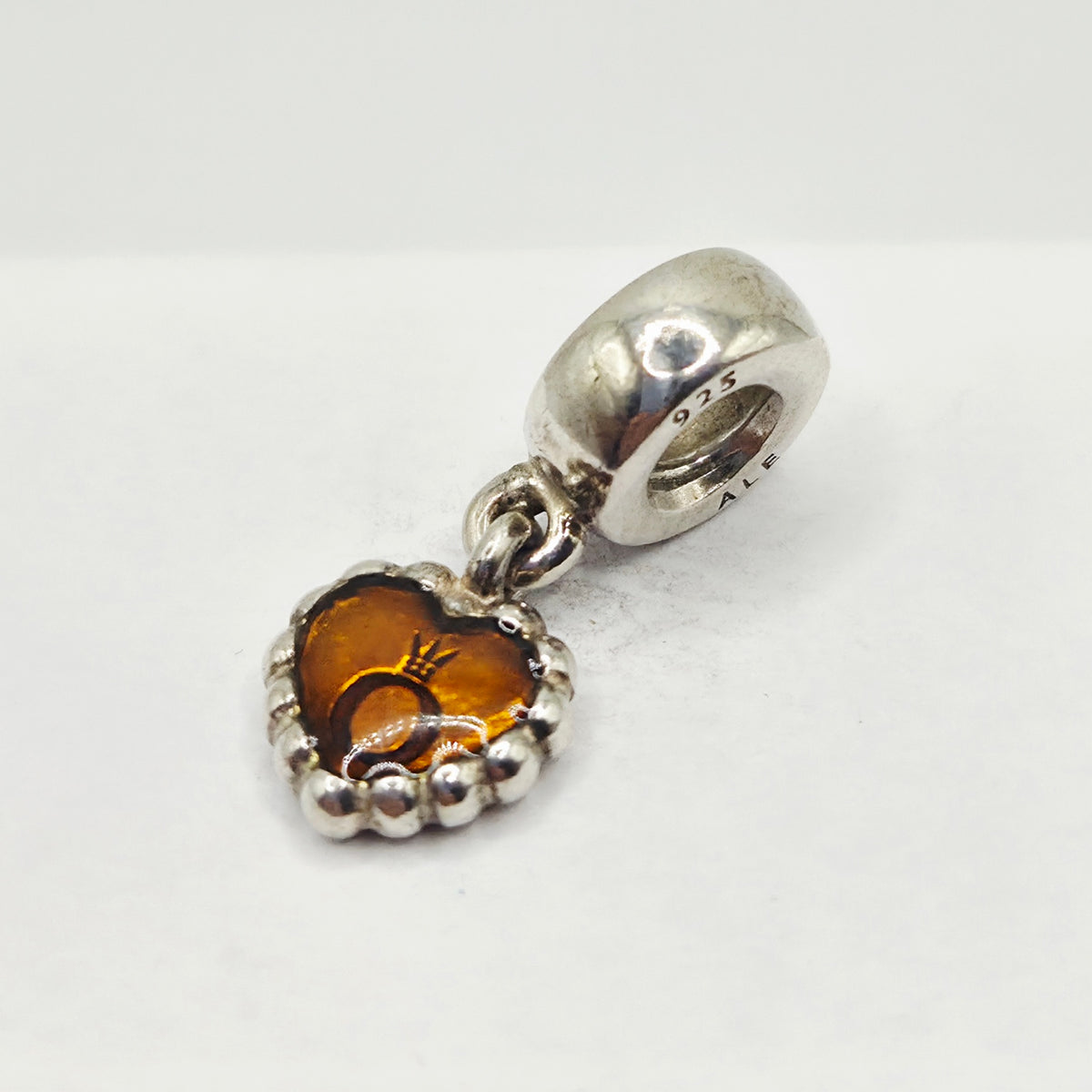 Original Pandora Logo Anhänger Cognac 790471EN10