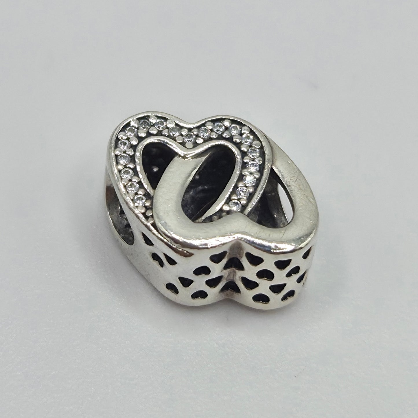 Original Pandora verschlungene Herzen 791880CZ