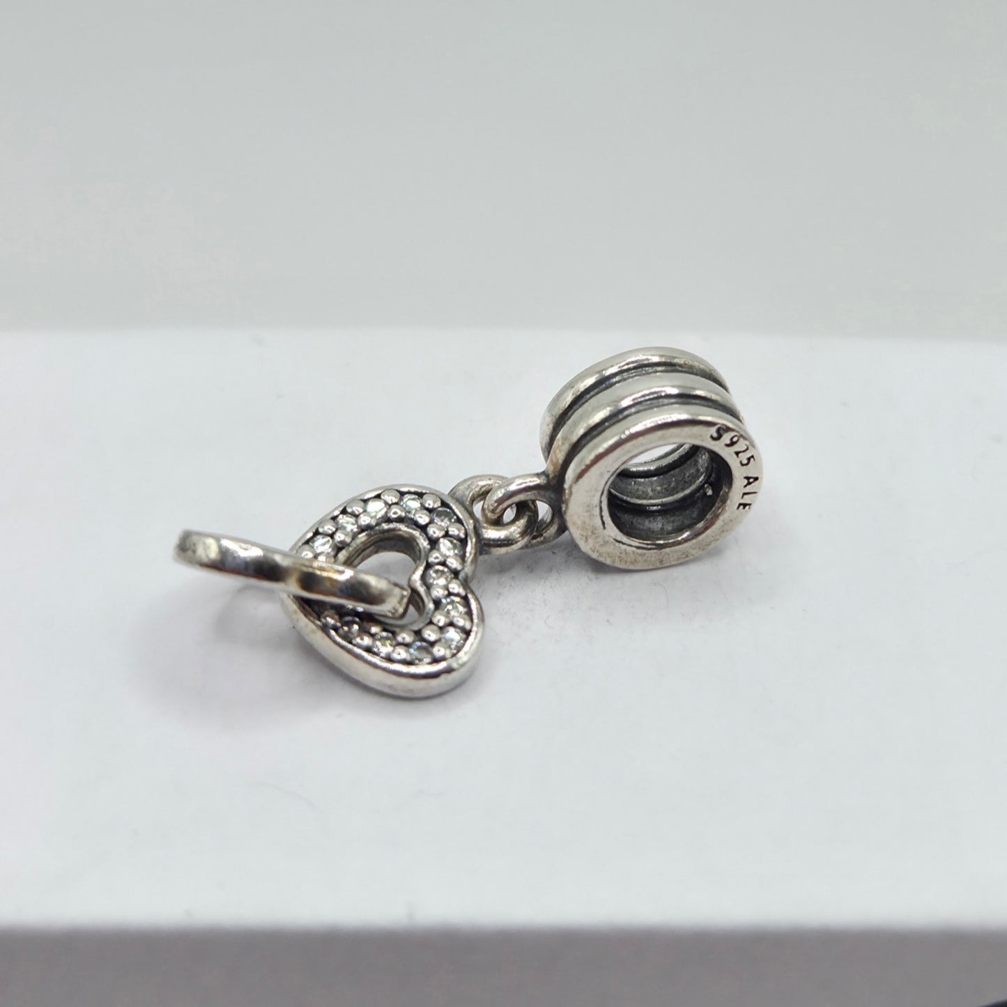 Original Pandora verschlungene Herzen 791242CZ